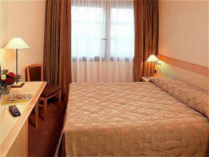 Mercure Tours Centre Gare Et Congres Kültér fotó